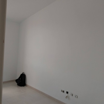 Reparo, aplicação de primer e pintura.