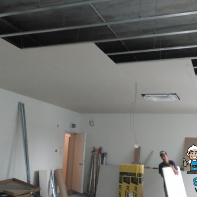 Trabalho Pladur (Gesso Acartonado) 500m2 de rebaixamento de teto na Expo Lisboa