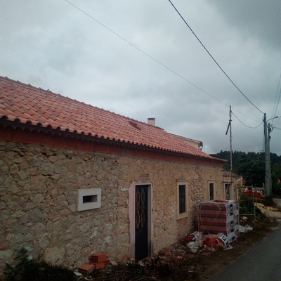 Reconstrução de moradia