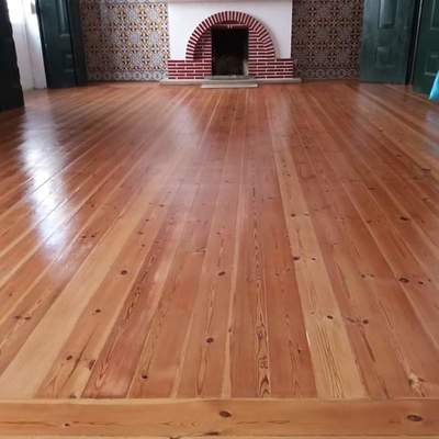 Afagar e Envernizar Pavimento de Madeira