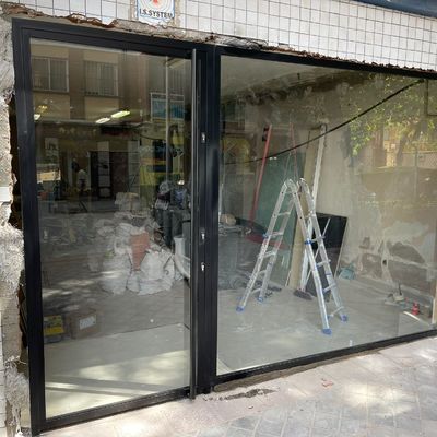 Fabricação e Montagem de Porta e Montra em Ferro