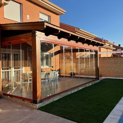 Fabricação e Montagem Ambiente de convívio em Vidro