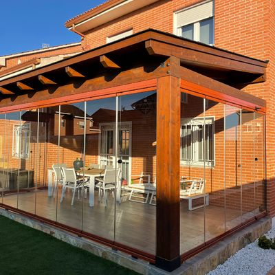 Fabricação e Montagem Ambiente de convívio em Vidro