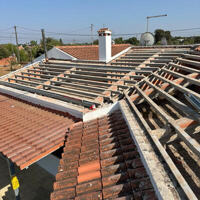 Inicio de trabalho - Instalação de Painel Sandwich