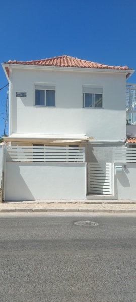 Toldo com comando eletrônico