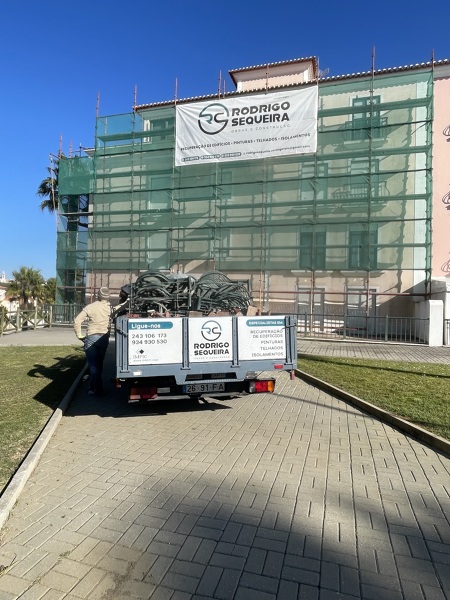 Pintura e impermeabilização de edificio