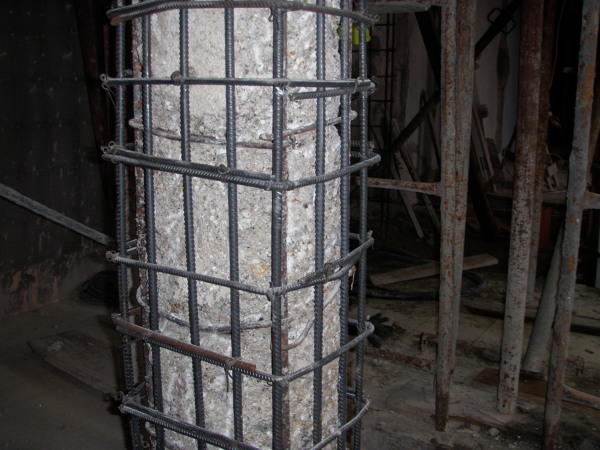 Reforço pilar existente - microbetão