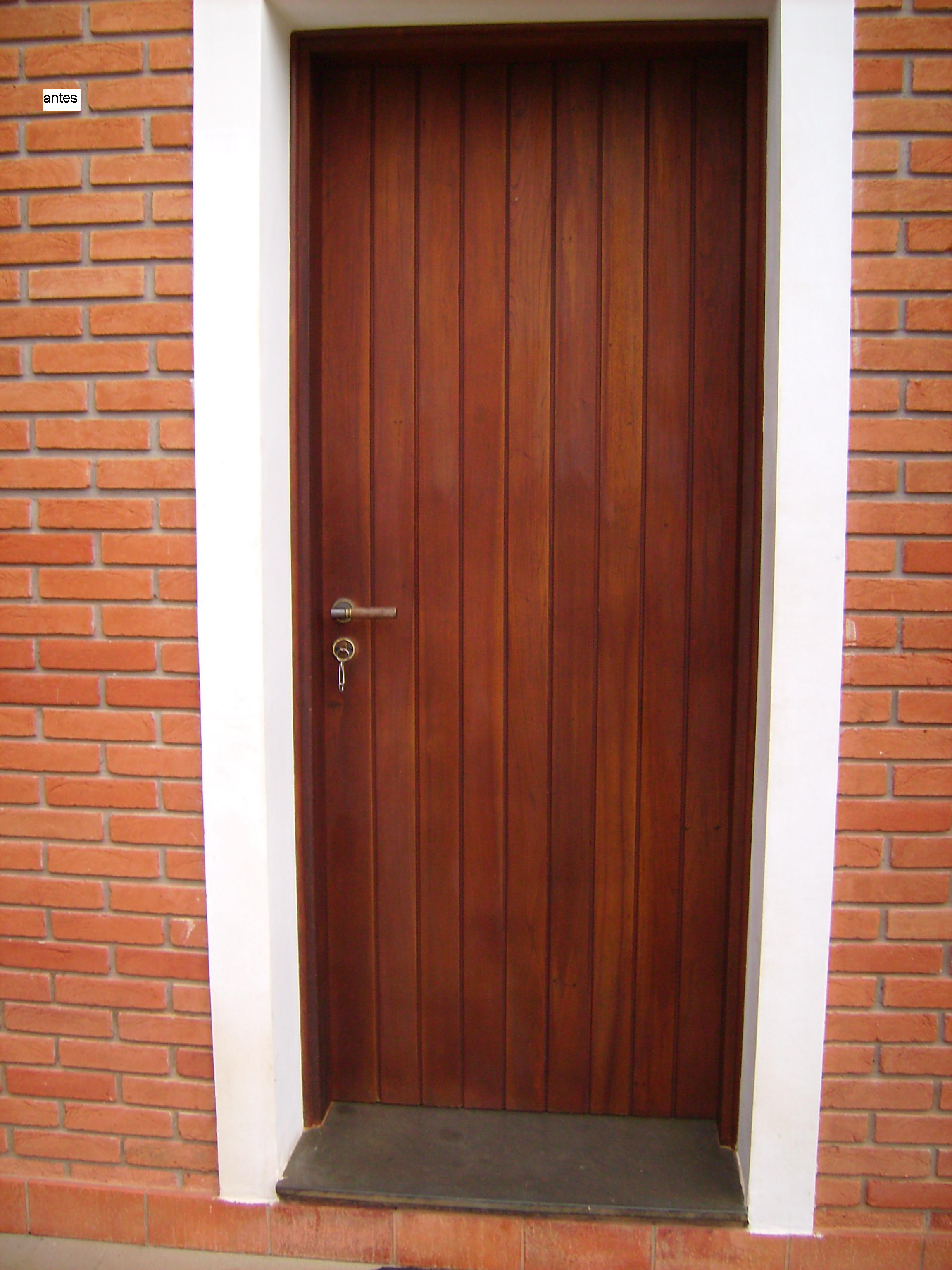 Envernizamento de Porta