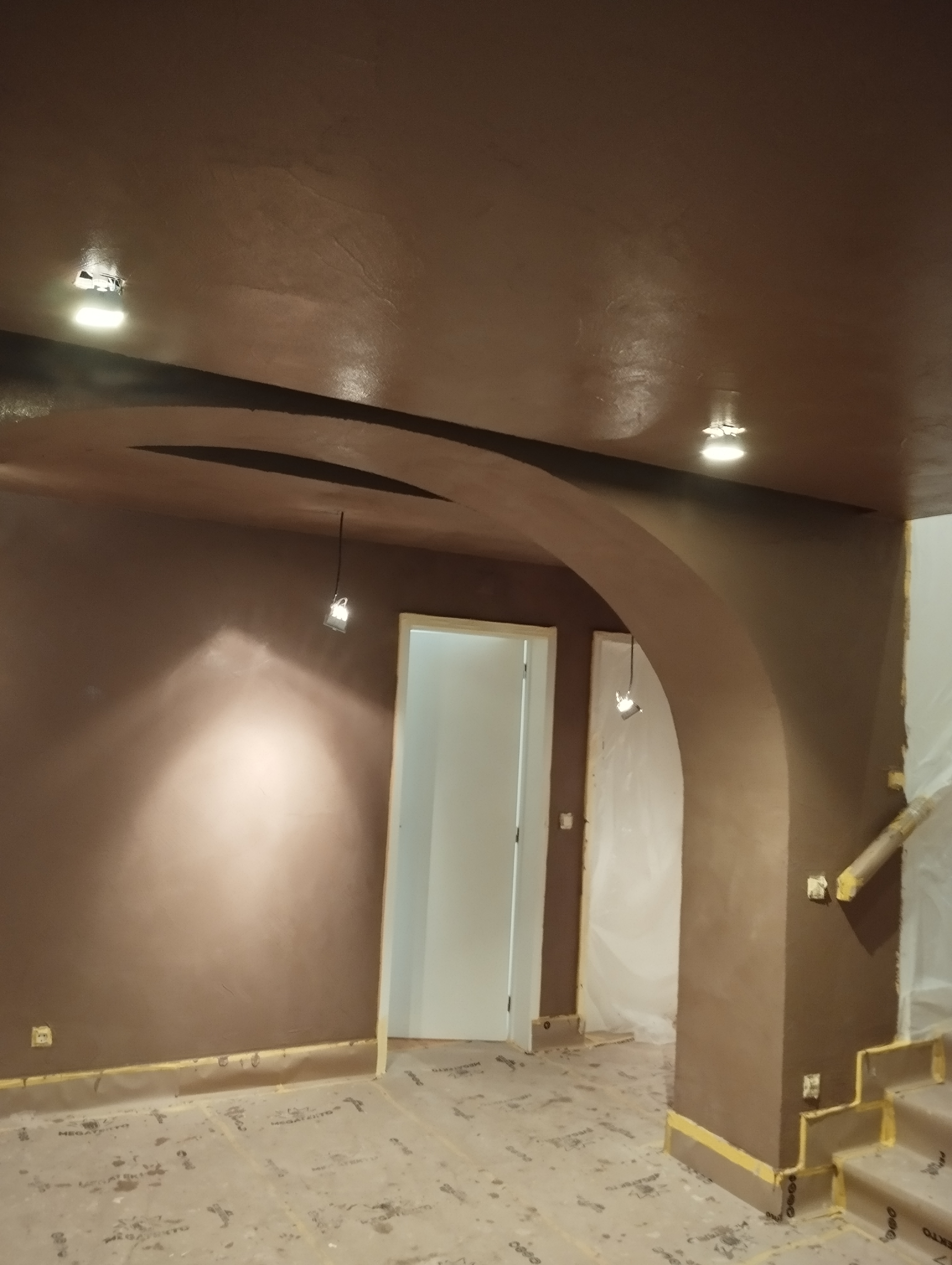 Aplicação de revestimento decorativo MAS MAYA