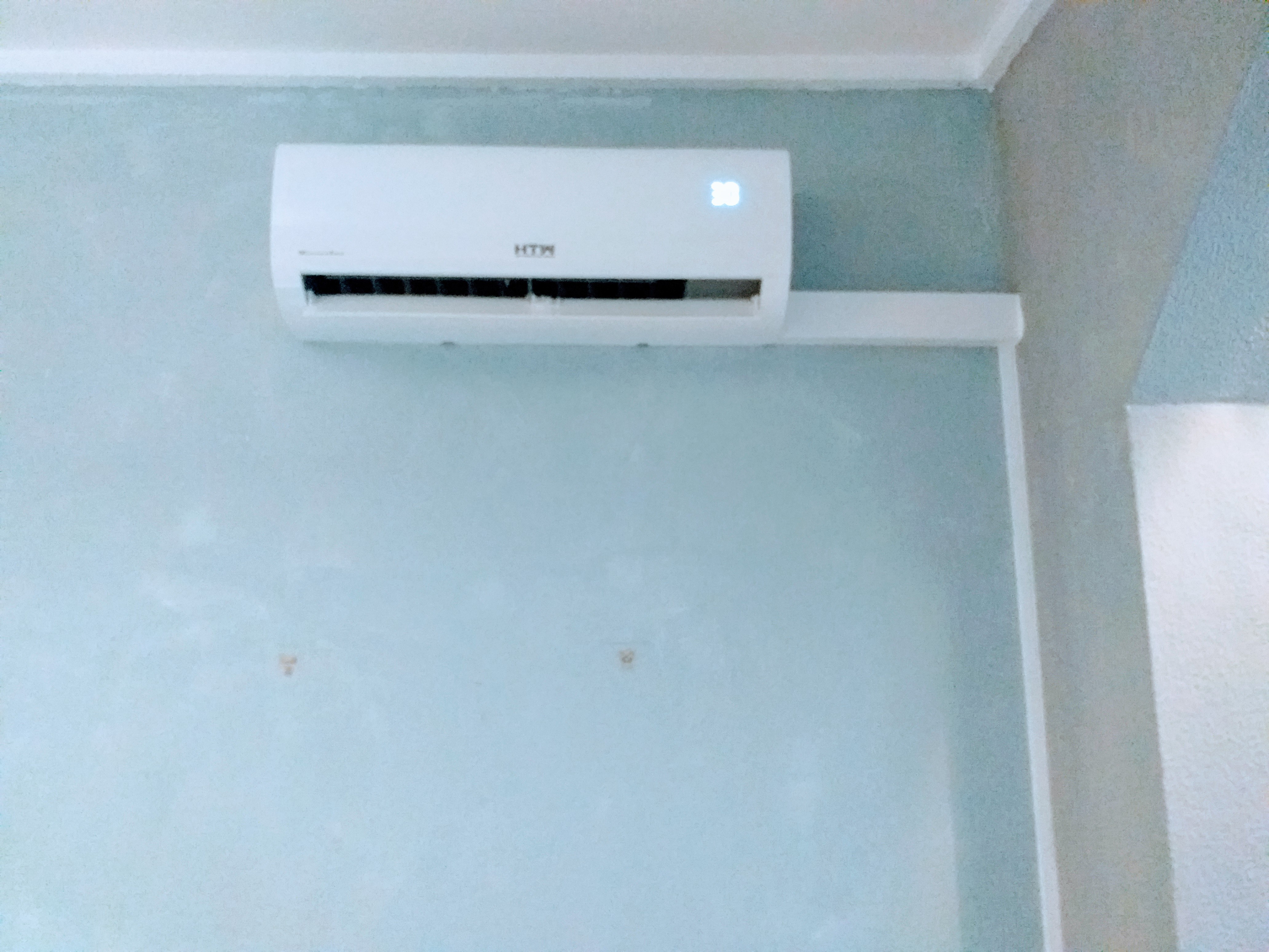 Unidade  interior  com calha  eléctrica