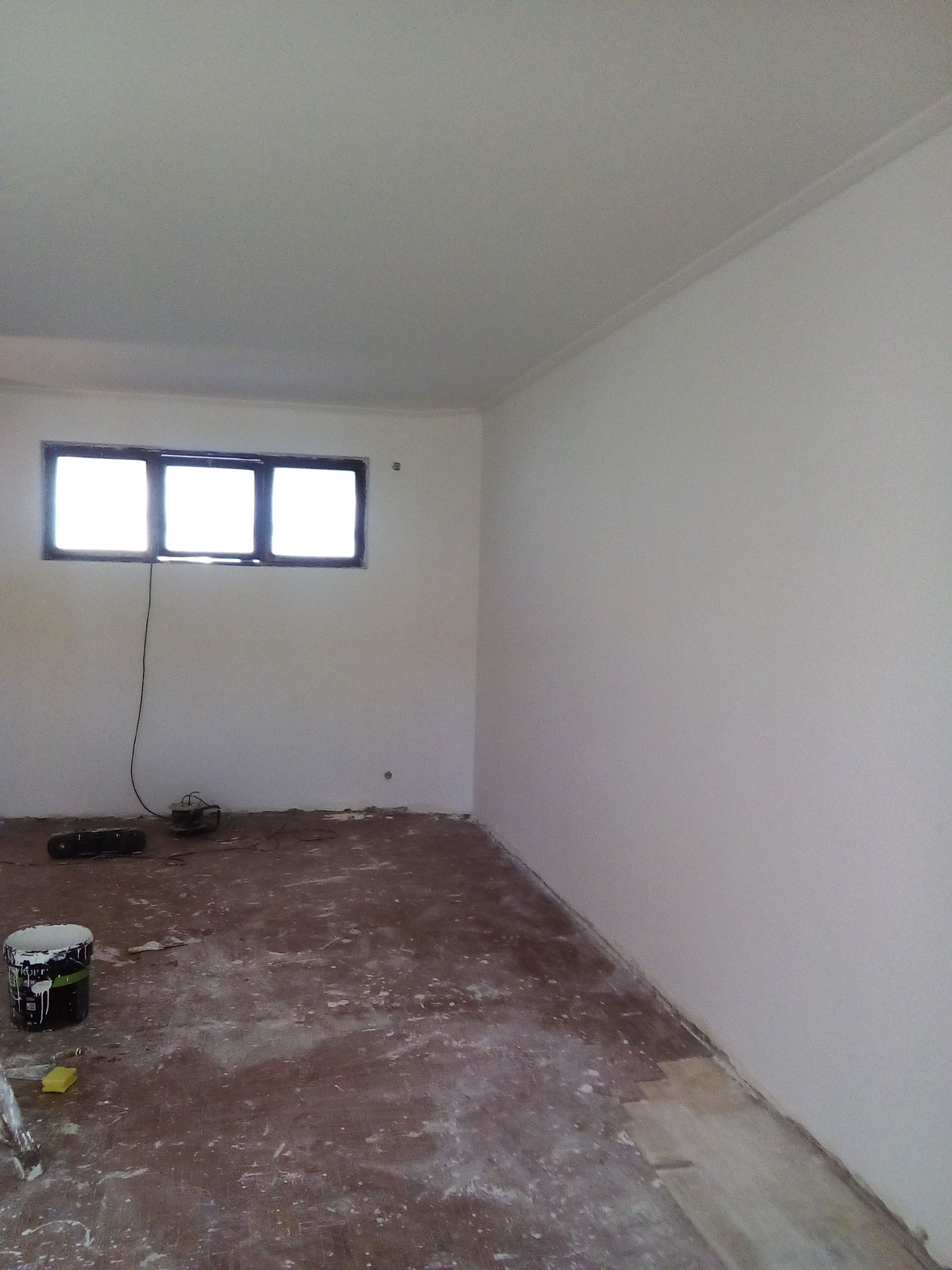 Demolição de uma divisão em "pladur"