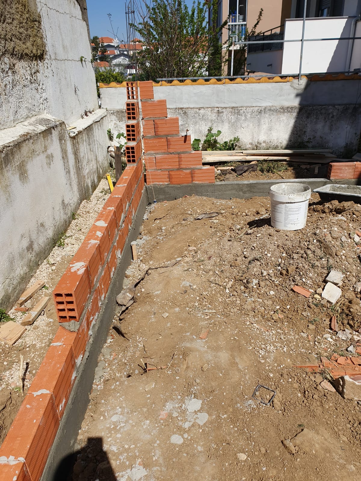 REMODELAÇÕES E PINTURAS