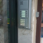 Instalação de intercomunicadores