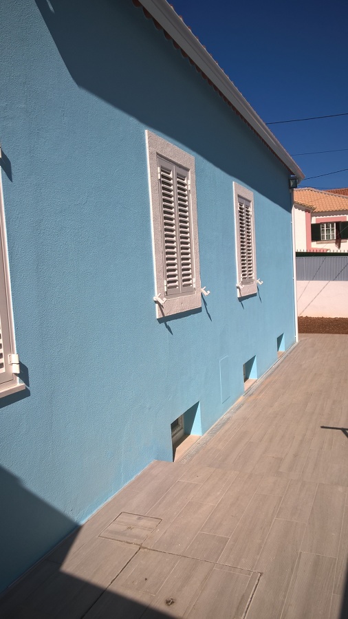 Alçado esquerdo, corredor de acesso à marquise