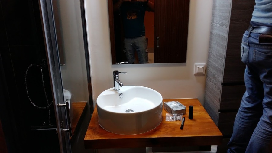 Bancada em madeira de pinho sueco