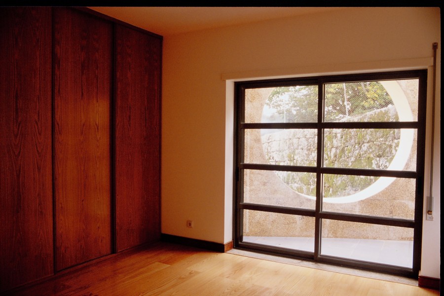 Casa M., Guarda - quarto com varanda.