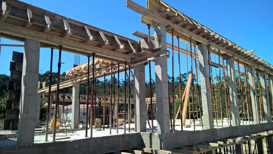 Construção de moradia familiar Parracheira - Execução