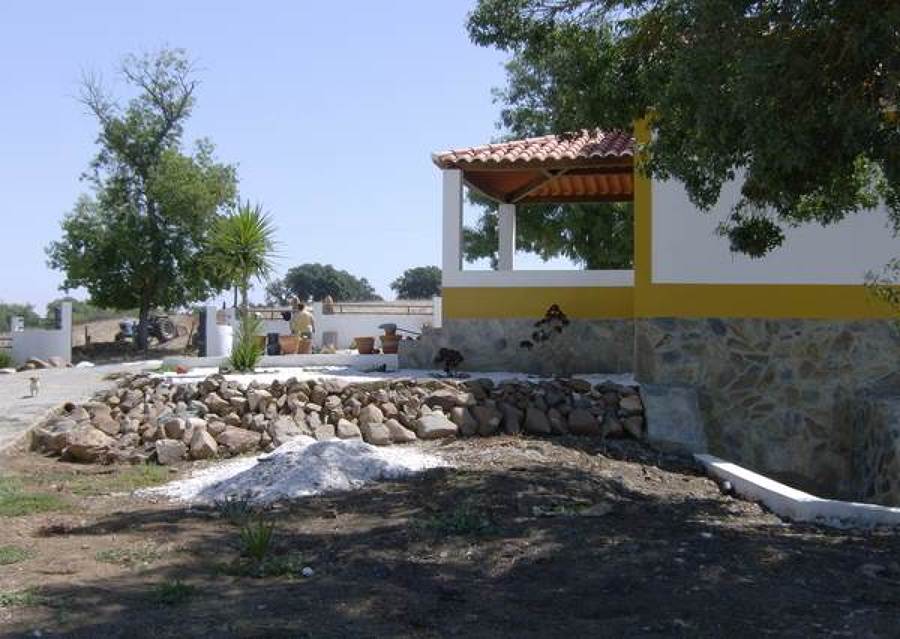 Traseira alpendre  Alvito