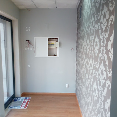 Pintura e remodelação de sala comercial