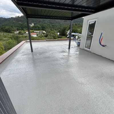 Aplicação de Poliurea.