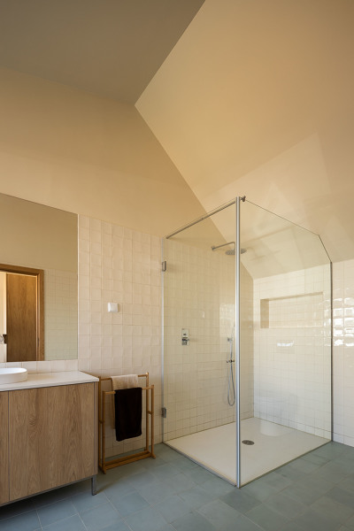 A Casa do Campo Lindo / House in Campo Lindo