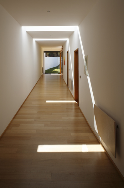 Casa em Almalaguês - corredor da entrada