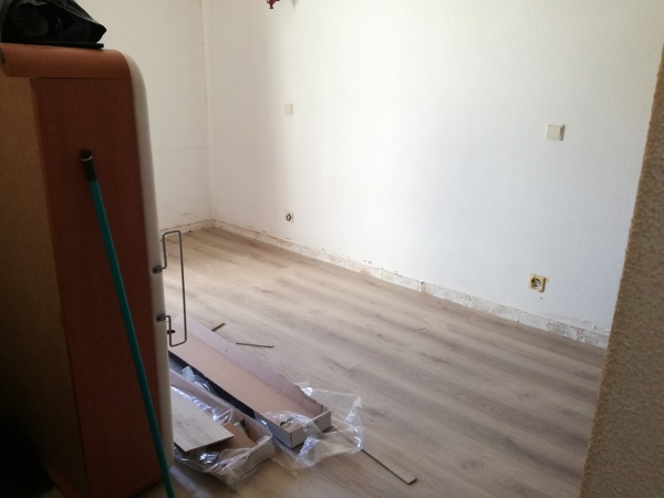 Flutuante quarto