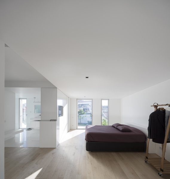 Moradia Unifamiliar na Parede