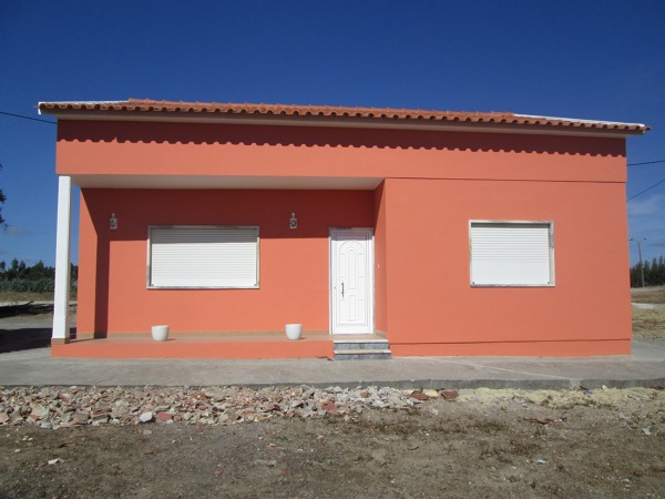 Pintura exterior de moradia
