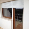 Caixilharia PVC Rehau Roble Dourado, estores térmicos motorizados 50mm