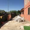 Parede rosa exterior para remodelar e pintar