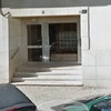 Remodelar entrada de prédio e adicionar rampa de acesso